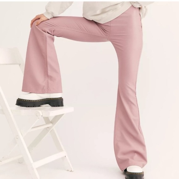 Free People Penny Rose Faux Leather Flares Size W25 - Picture 2 of 13